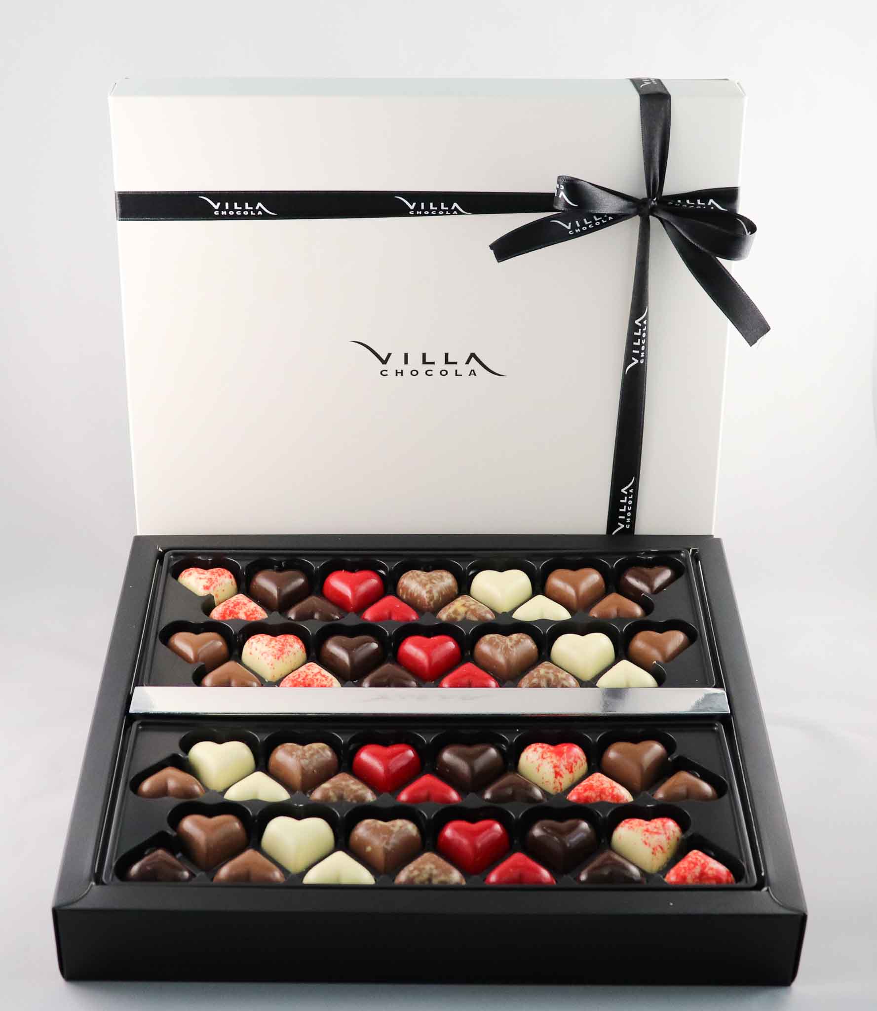 terras meer en meer Elektropositief Chocolade cadeau - Luxury Box XL - LOVE selection - Villa Chocola